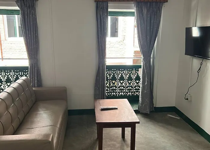 Apartment Buddha - Traditional House In Thamel