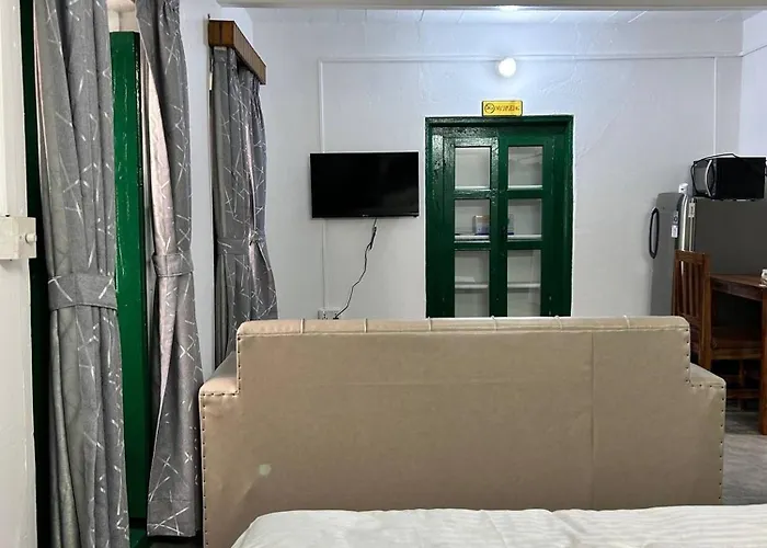 Buddha - Traditional House In Thamel Apartment
